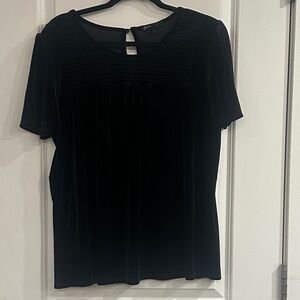 Gibson Black Velvet Short Sleeve Smocked Yoke Top